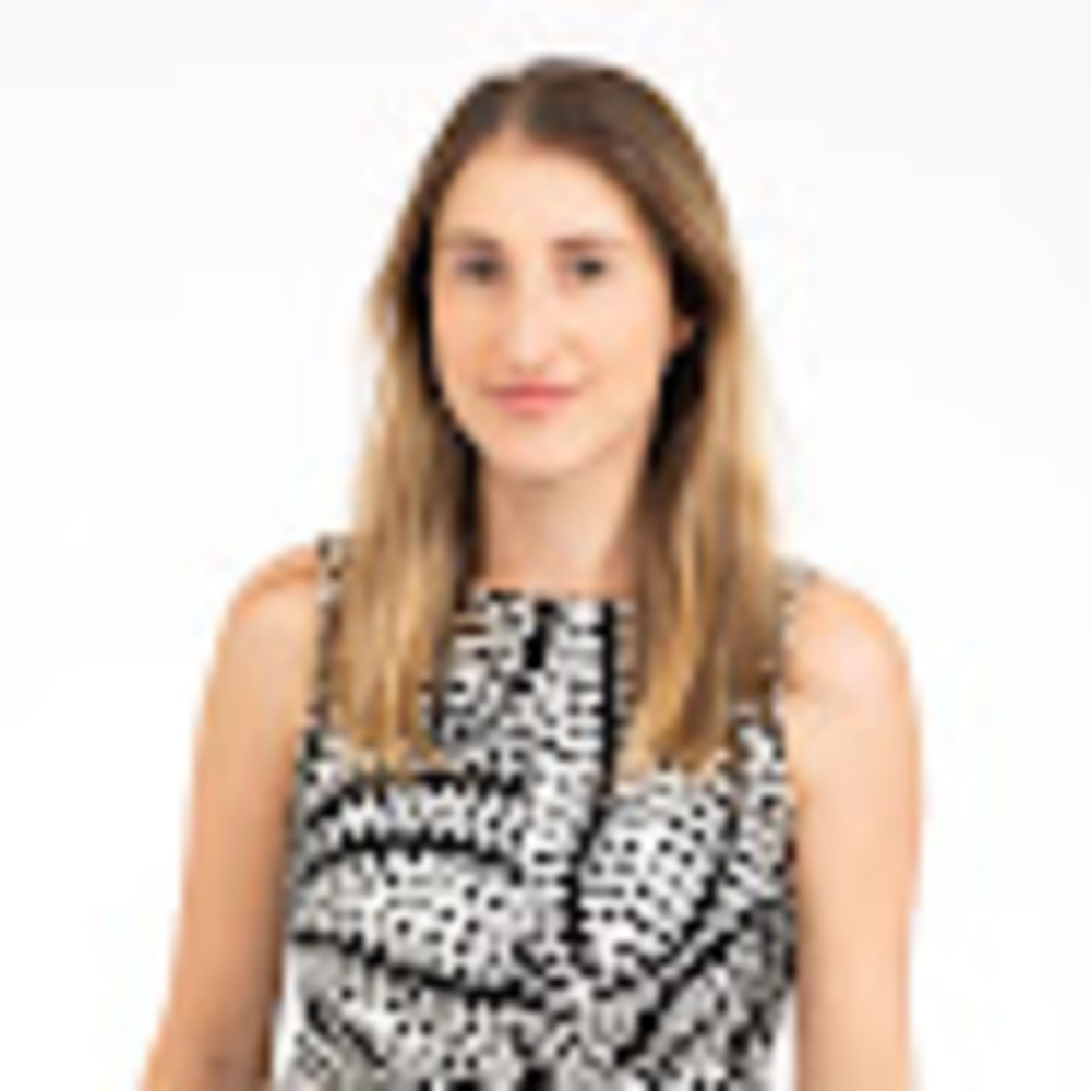 Meet your Posher, Dina
